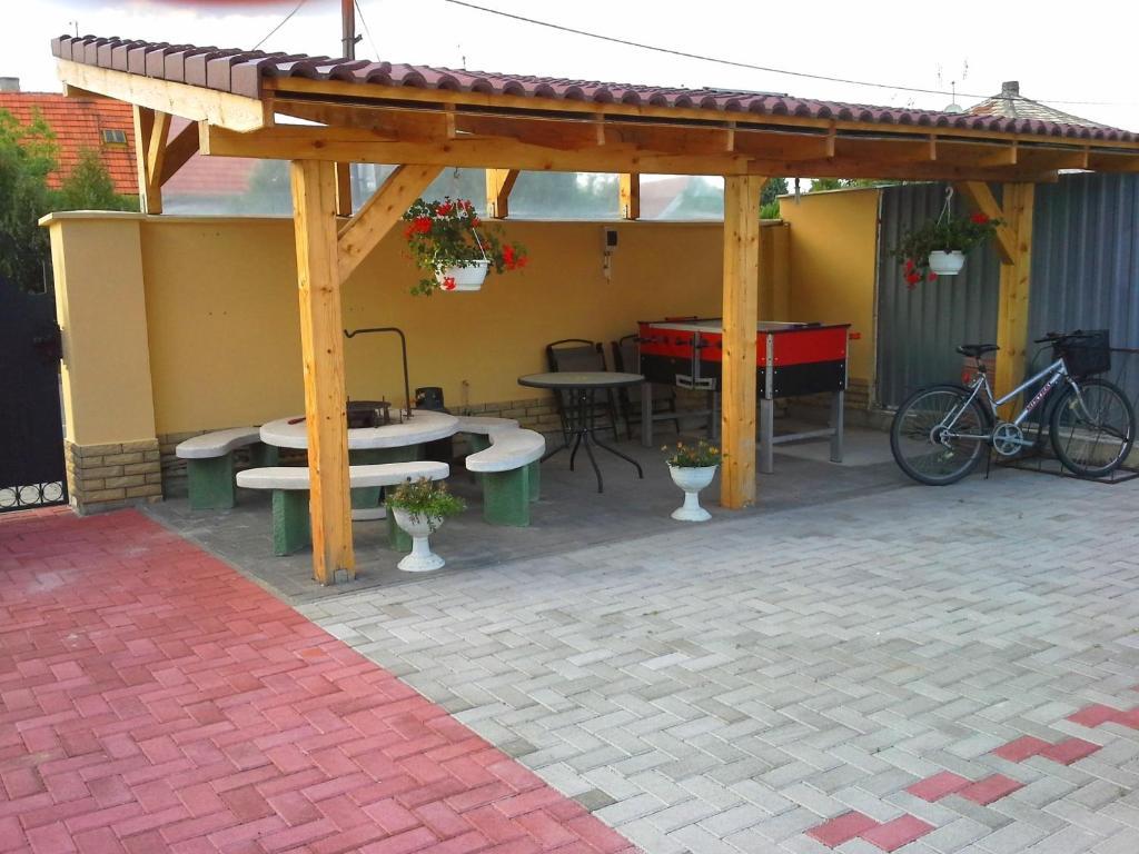 Studio Florida Štúrovo Kültér fotó